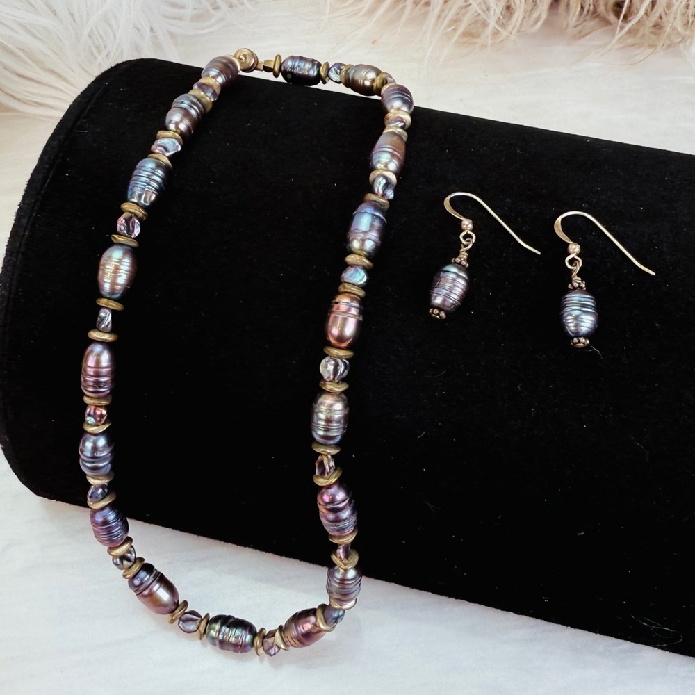Peacock Freshwater Pearl Necklace & Earrings Set Iridescent Baroque Pearls Estat